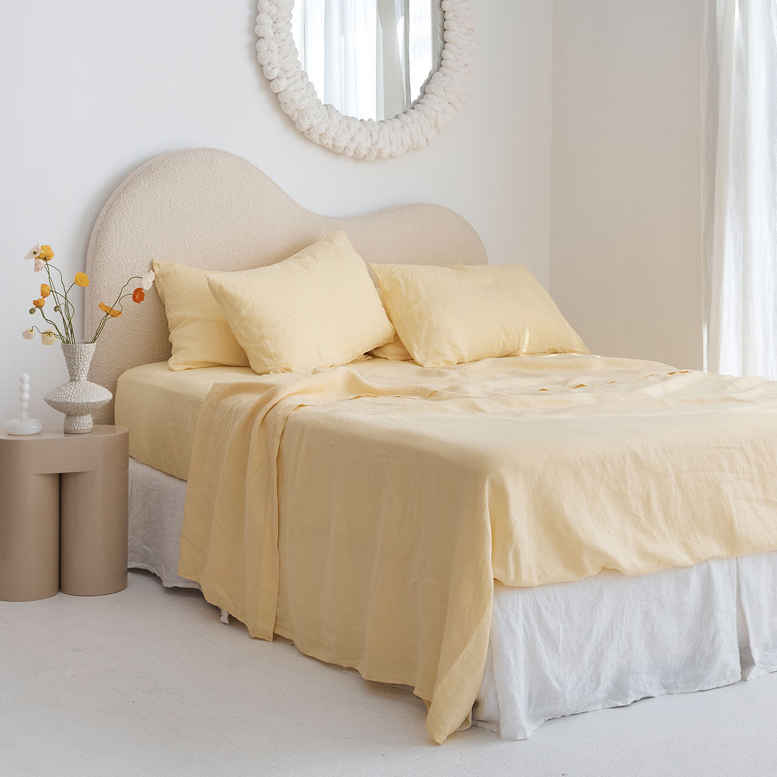 100% pure French linen Sheet Set in Daisy