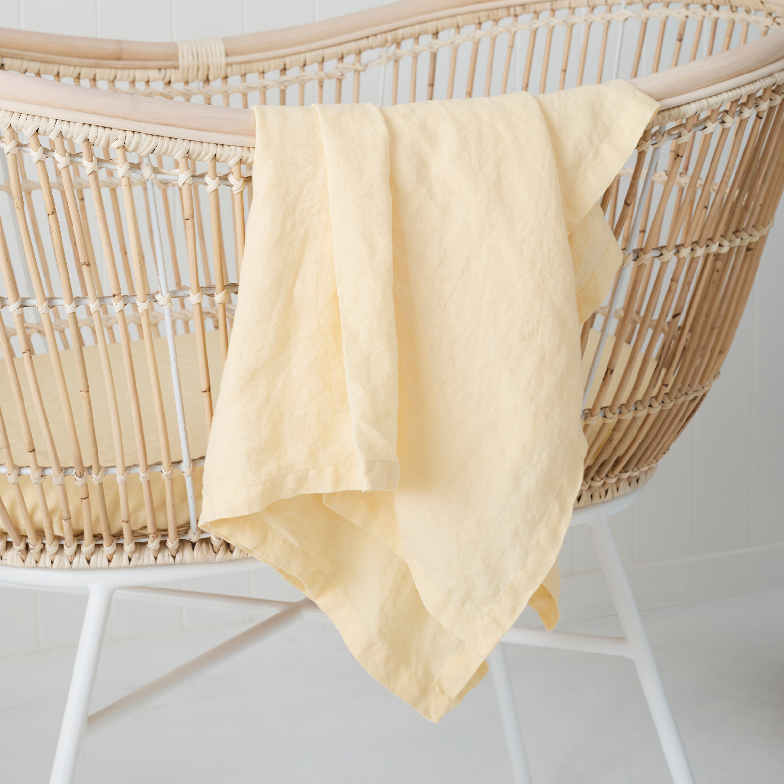 Daisy French linen Swaddle