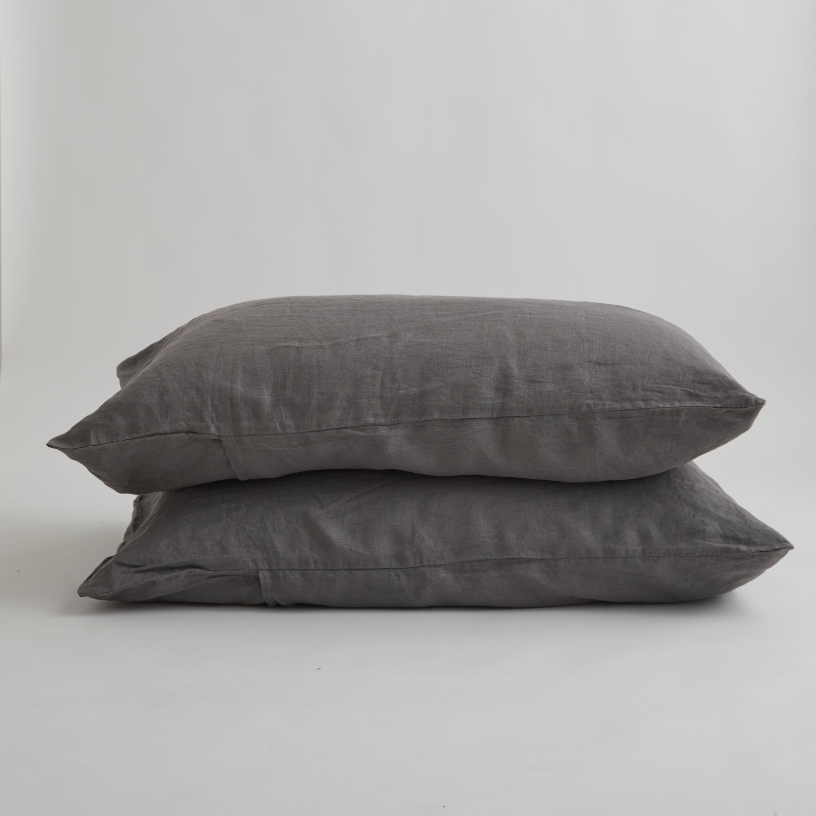 100% Pure Linen Warm Grey Standard Pillowcase Set (2)