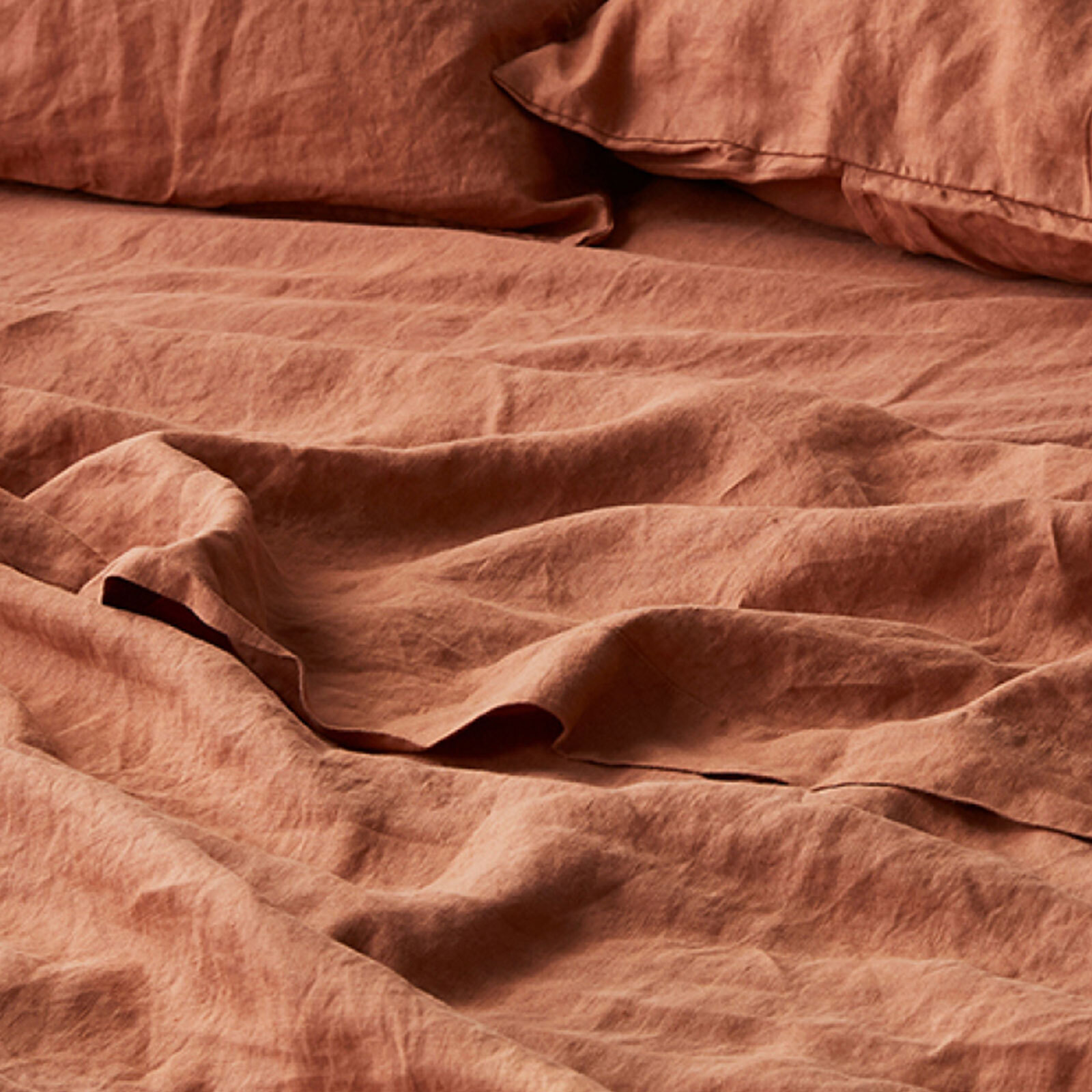 100% pure French linen sheet set in Desert Rose