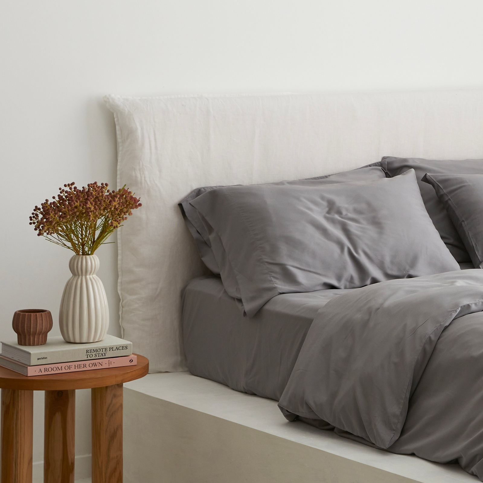 Bamboo Fitted Sheet in Grey
