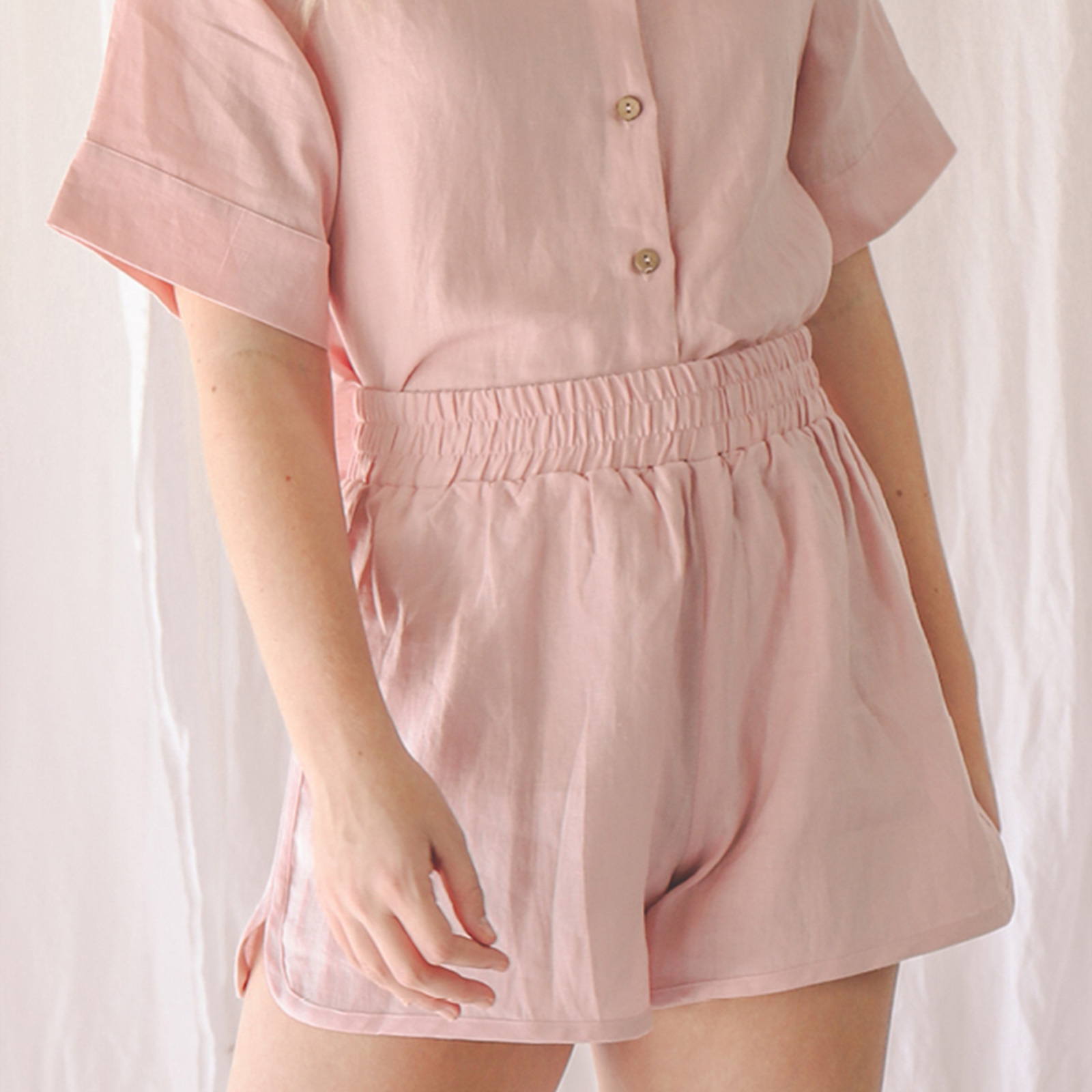 Relaxed Short in Wildflower Pink