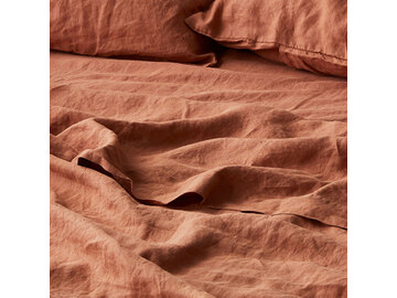 100% pure French linen sheet set in Desert Rose